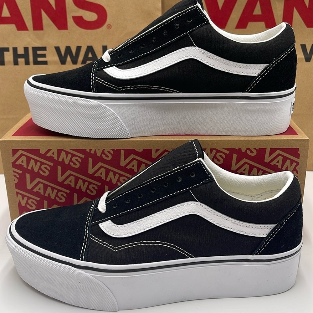 Vans Men’s Old Skool Stackform
Suede/Canvas Black/True Wht
VN0A7Q5M6BT Platforms - Picture 16 of 16